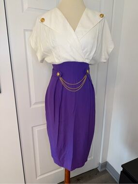 Vintage Purple and White Gold Chain Dress With Dolman Sleeves